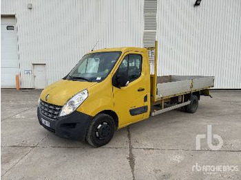 Platós teherautó RENAULT Master