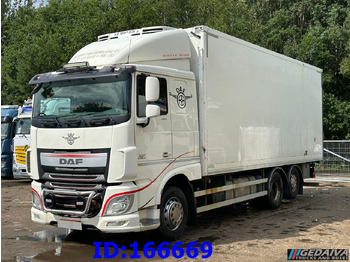 Hűtős teherautó DAF XF 106 460