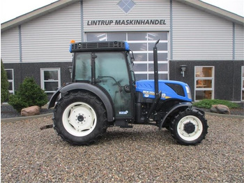 New Holland T4.80 F SuperSteear med aircondition og koblingsfr  lízing New Holland T4.80 F SuperSteear med aircondition og koblingsfr: 2 kép.