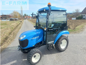 Traktor NEW HOLLAND Boomer