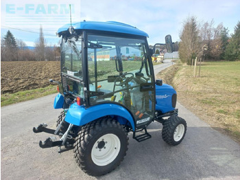 Traktor New Holland boomer 25: 3 kép.