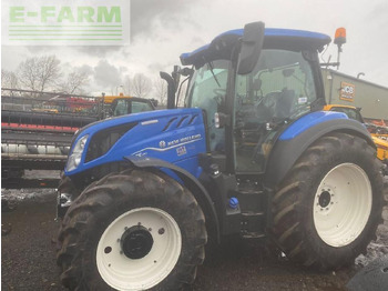 Traktor NEW HOLLAND T5