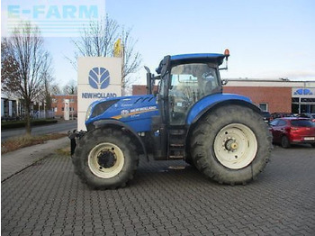 Traktor NEW HOLLAND T7.230