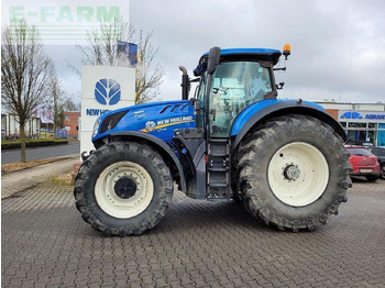 Traktor NEW HOLLAND T7