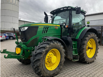 Traktor JOHN DEERE 6215R