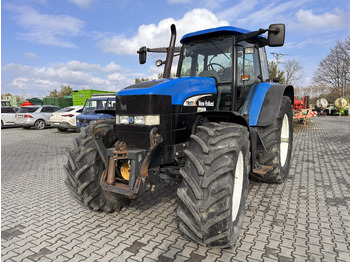 Traktor NEW HOLLAND TM