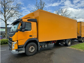 Dobozos felépítményű teherautó VOLVO FM 370