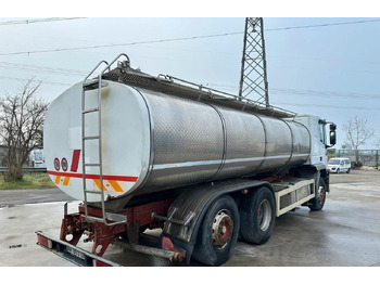 Tartályos teherautó Autocisterna Iveco per trasporto acqua: 2 kép.