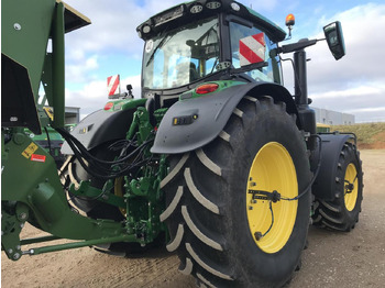 Traktor John Deere 6R 250: 5 kép.