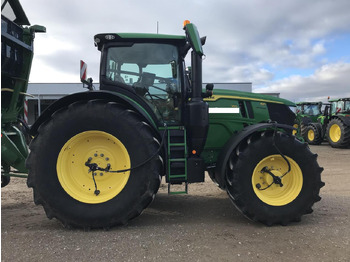 Traktor John Deere 6R 250: 2 kép.