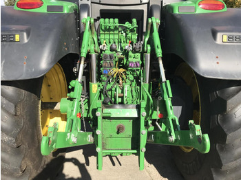 Traktor John Deere 6R 250: 5 kép.