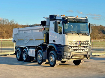 Billenőplatós teherautó MERCEDES-BENZ Arocs 3248