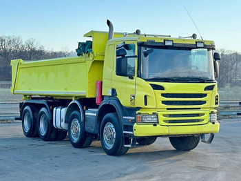 Billenőplatós teherautó SCANIA P 400