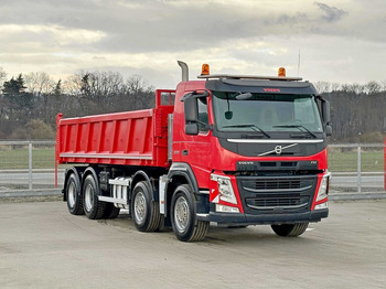 Billenőplatós teherautó VOLVO FM 370