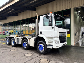 Horgos rakodó teherautó DAF CF 450