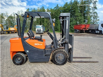 Doosan D30 GP PLUS lízing Doosan D30 GP PLUS: 3 kép.