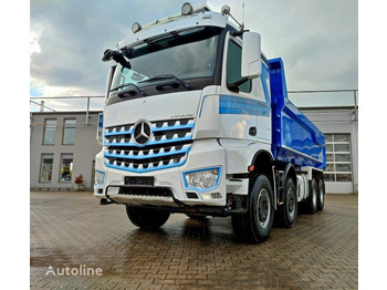 Billenőplatós teherautó MERCEDES-BENZ Arocs 4151