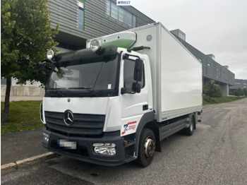 Dobozos felépítményű teherautó MERCEDES-BENZ Atego