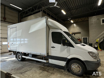 Dobozos felépítményű teherautó Mercedes Sprinter: 4 kép.