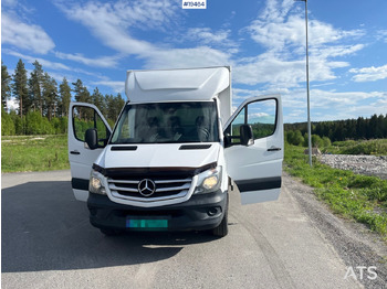 Dobozos felépítményű teherautó MERCEDES-BENZ Sprinter 316