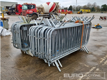 Építőipari berendezések Bundle of Metal Pedestrian Safety Barriers (2 of): 3 kép.