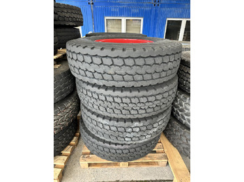 Autódaru Liebherr Zubehör = Kompletträder 8 x Bridgestone VHS 385/95 R25 (14.00 R25): 2 kép.