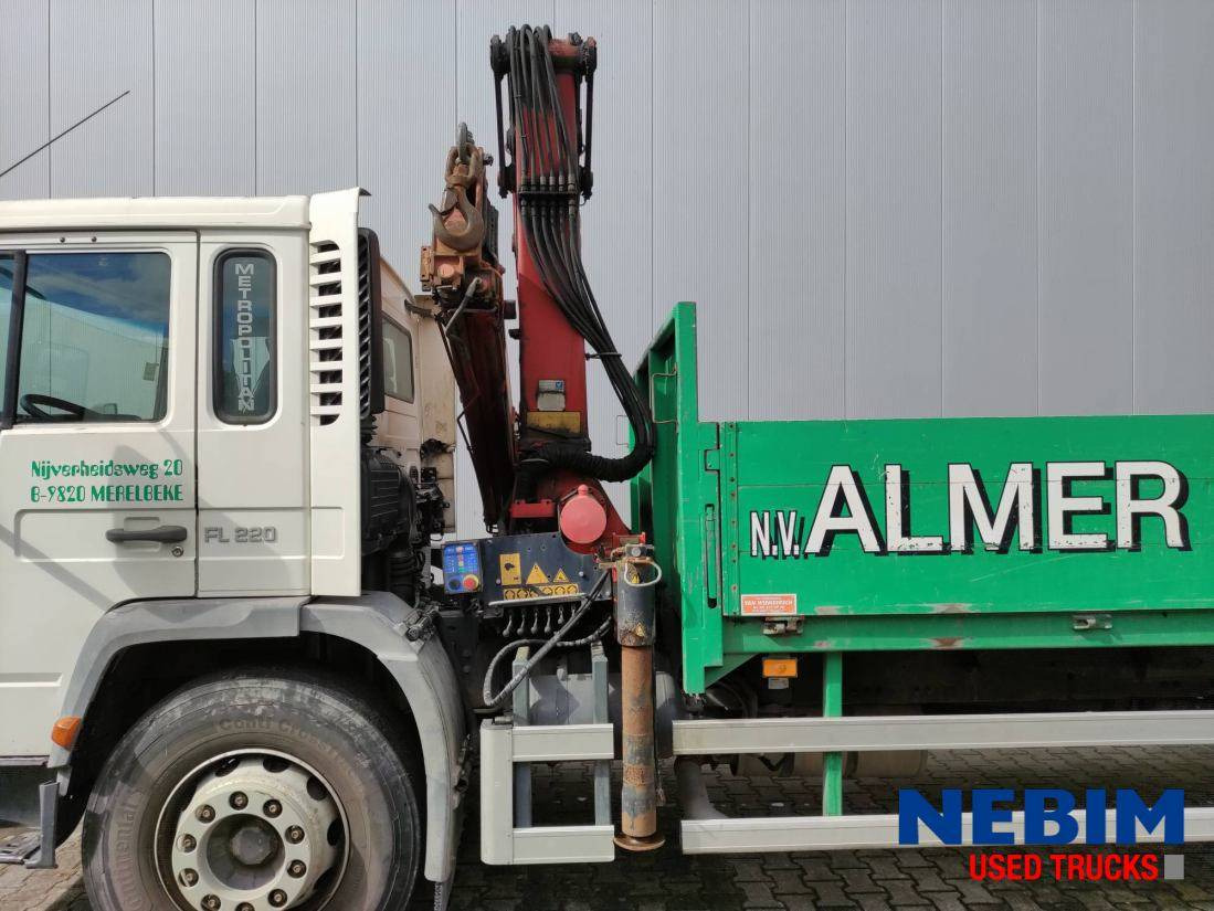 Platós teherautó, Darus autó Volvo FL 220 4X2 - HMF 1250K4 Crane / Kran: 15 kép.