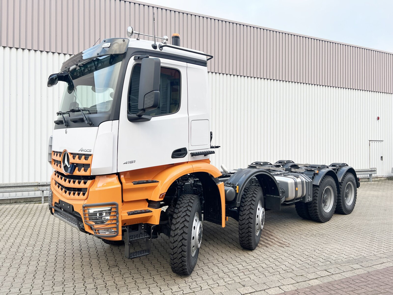 Új Billenőplatós teherautó Mercedes-Benz Arocs 4151 AK 8x8/4 Arocs 4151 AK 8x8/4, Grounder: 8 kép.