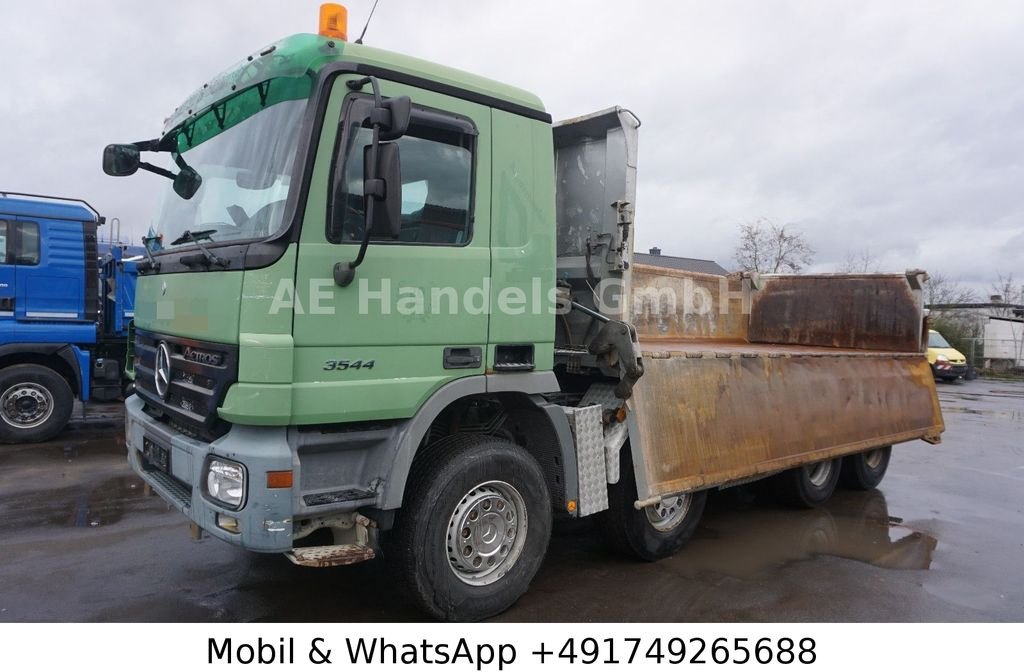 Billenőplatós teherautó Mercedes-Benz Actros II 3244 8x4 BB Meiller *Bordmatik/3-Pedal: 10 kép.