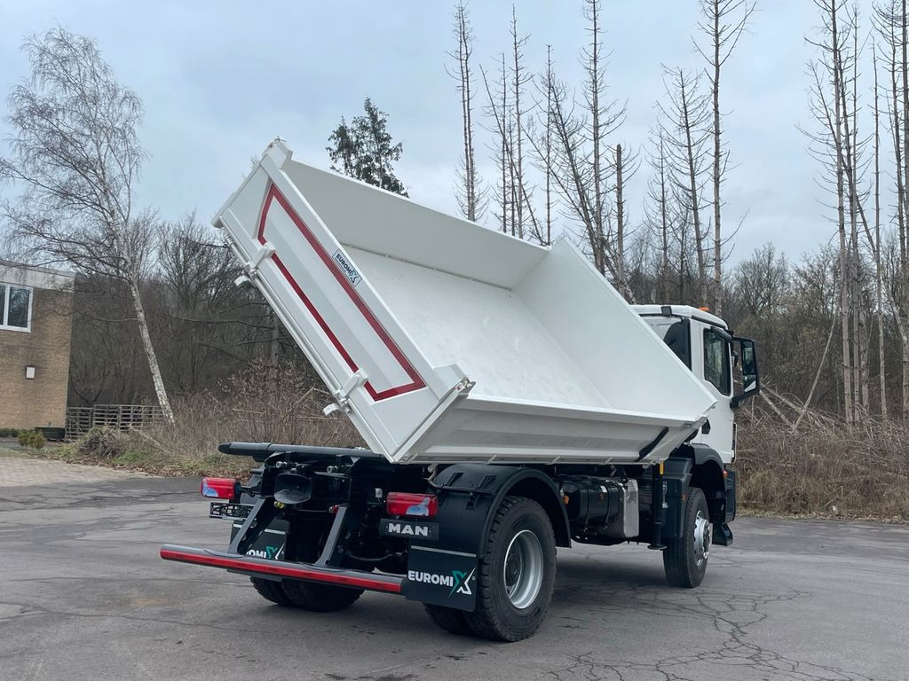 Új Billenőplatós teherautó, Darus autó MAN TGM 18.320 4x4 Euro6e Hiab X-HiDuo 138DS-3: 23 kép.