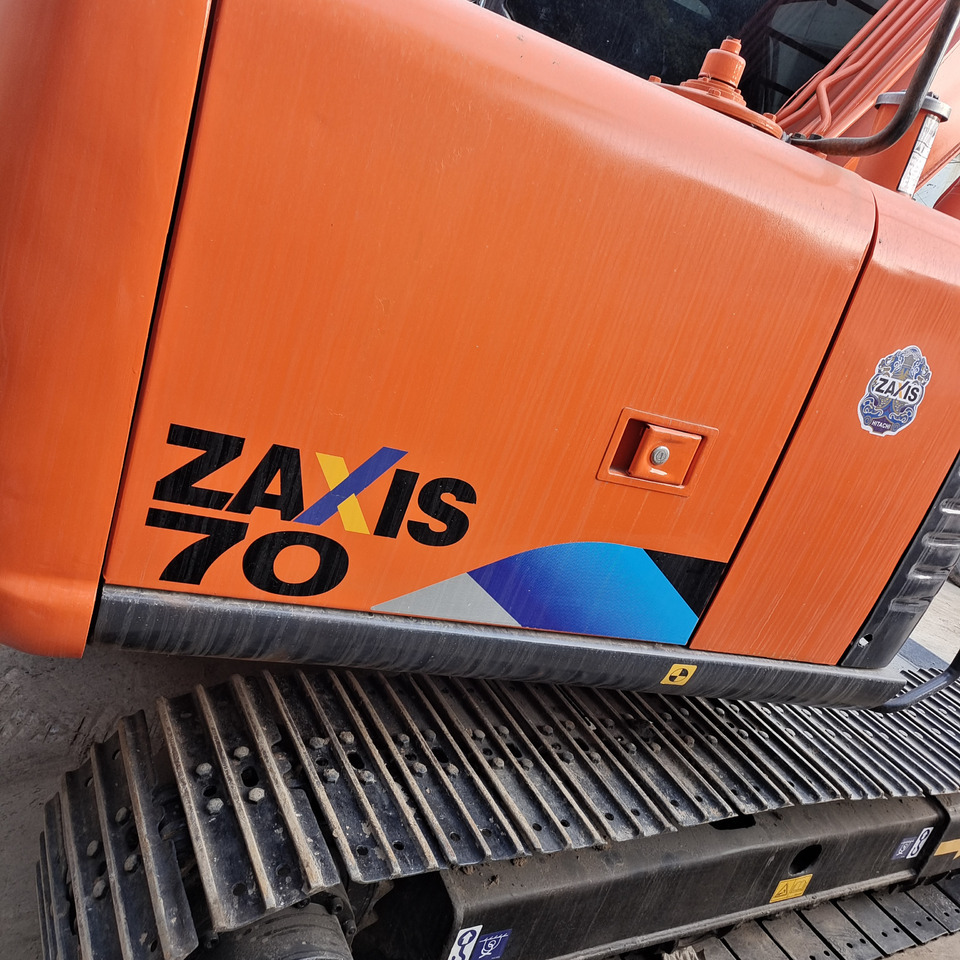 Lánctalpas kotró HITACHI ZAXIS70 [ Copy ]: 17 kép.