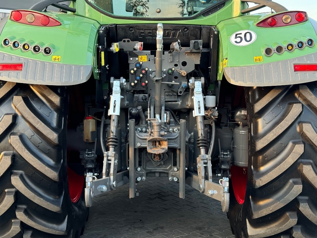 Traktor Fendt 720 Vario SCR Profi: 9 kép.