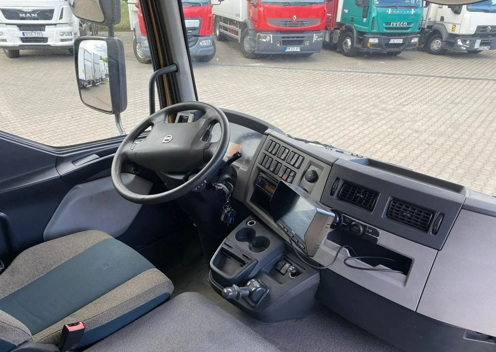 Dobozos felépítményű teherautó Volvo FL 280 / AUTOMAT / OTWIERANY BOK / WINDA ZEPRO / UNIKAT NA RYNKU / PO SERWISIE / 1WŁ. / MOŻLIWOŚĆ MONTAZU ŁÓŻKA / EURO 6 / NOWY MODEL: 14 kép.