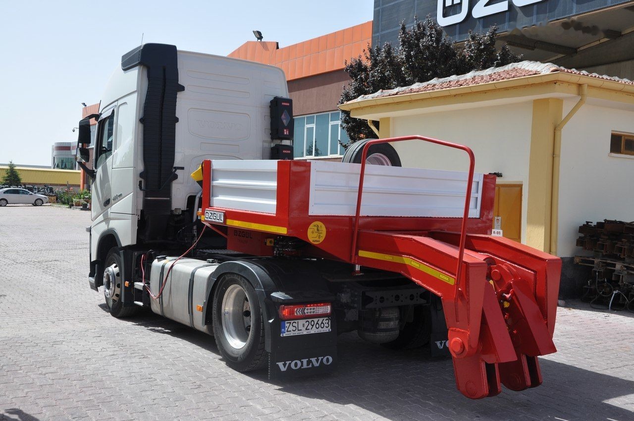 Új Félpótkocsi mélybölcsős Özgül 2 AXLE LOW LOADER: 24 kép.