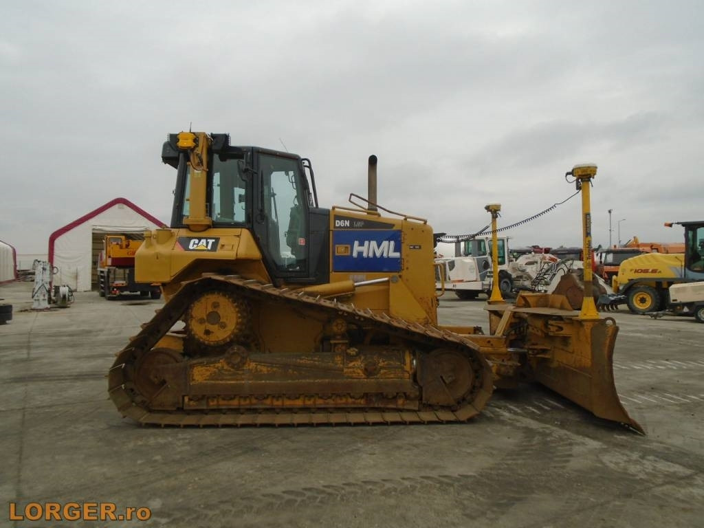 CAT D6N LGP  lízing CAT D6N LGP: 7 kép.