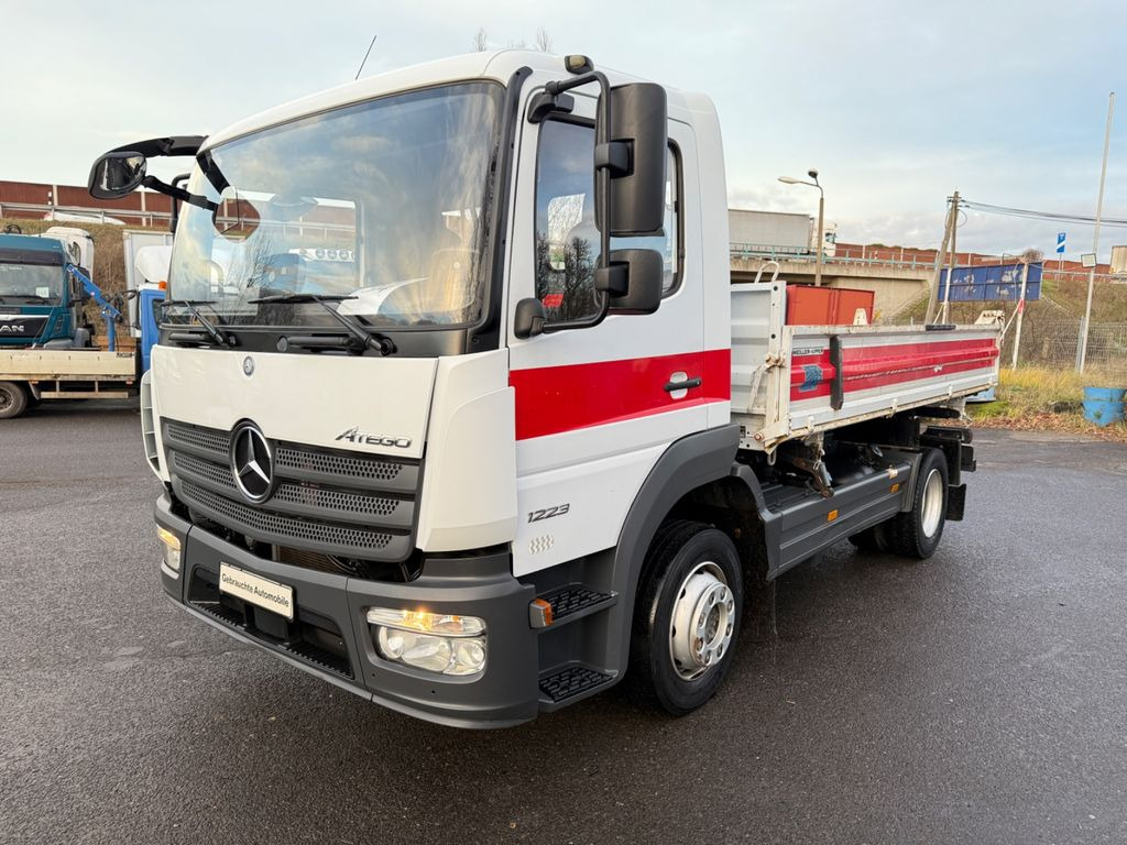 Billenőplatós teherautó Mercedes-Benz Atego 1223 Kipper 65 km: 6 kép.