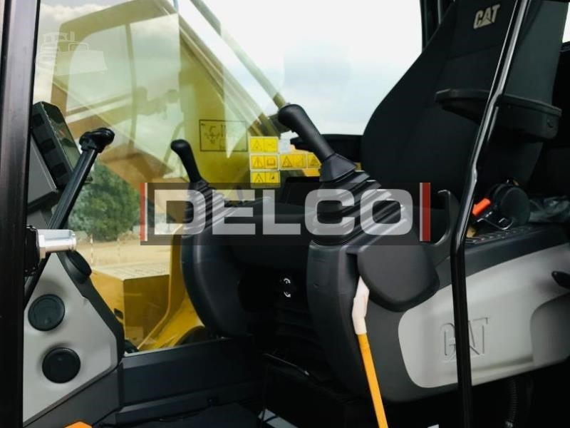 Új Lánctalpas kotró CATERPILLAR 323D3: 19 kép.