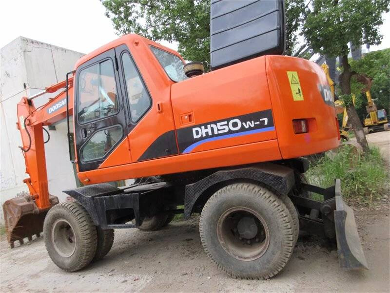 Doosan 150 W-7 lízing Doosan 150 W-7: 26 kép.