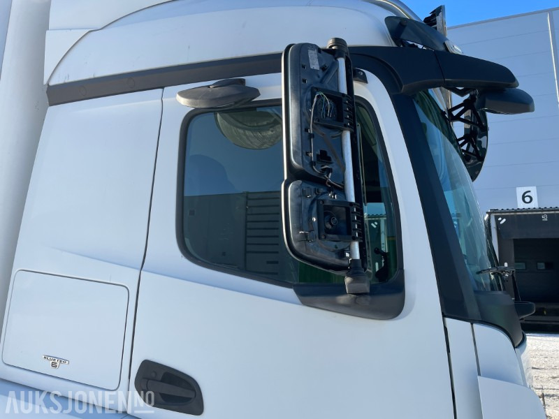 2017 Mercedes Actros 1833, Skap bil med sideåpning og løftelem / Euro 6 lízing 2017 Mercedes Actros 1833, Skap bil med sideåpning og løftelem / Euro 6: 34 kép.