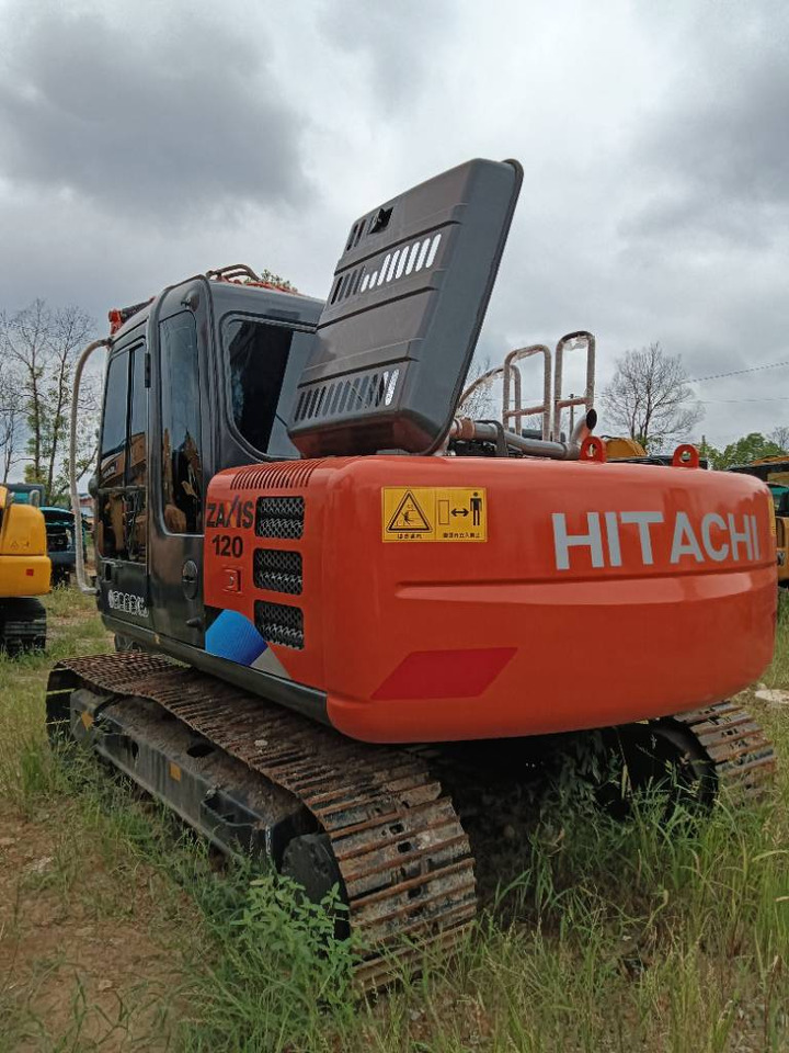 Lánctalpas kotró Hitachi ZX 120: 6 kép.