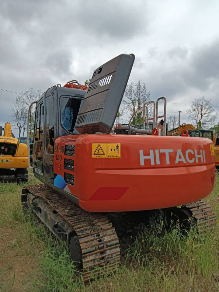 Lánctalpas kotró Hitachi ZX 120: 9 kép.