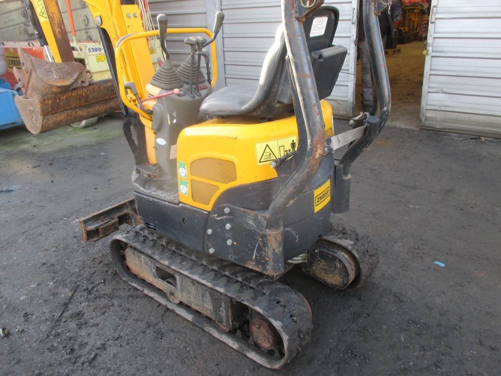 Minikotró Yanmar SV 08-1 A: 9 kép.