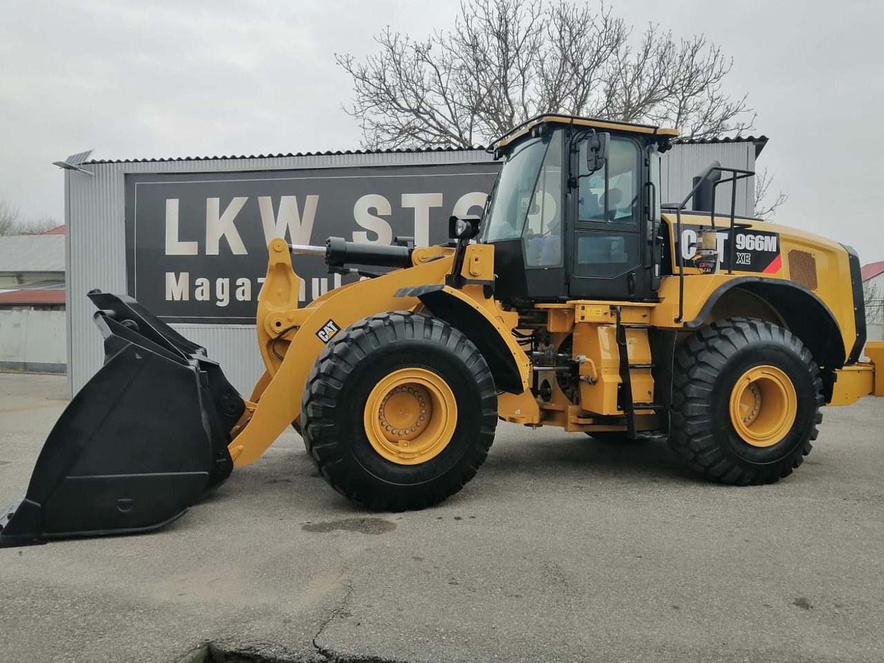 Gumikerekes homlokrakodó Caterpillar 966 M XE Front End Loader, TOP!!!: 8 kép.