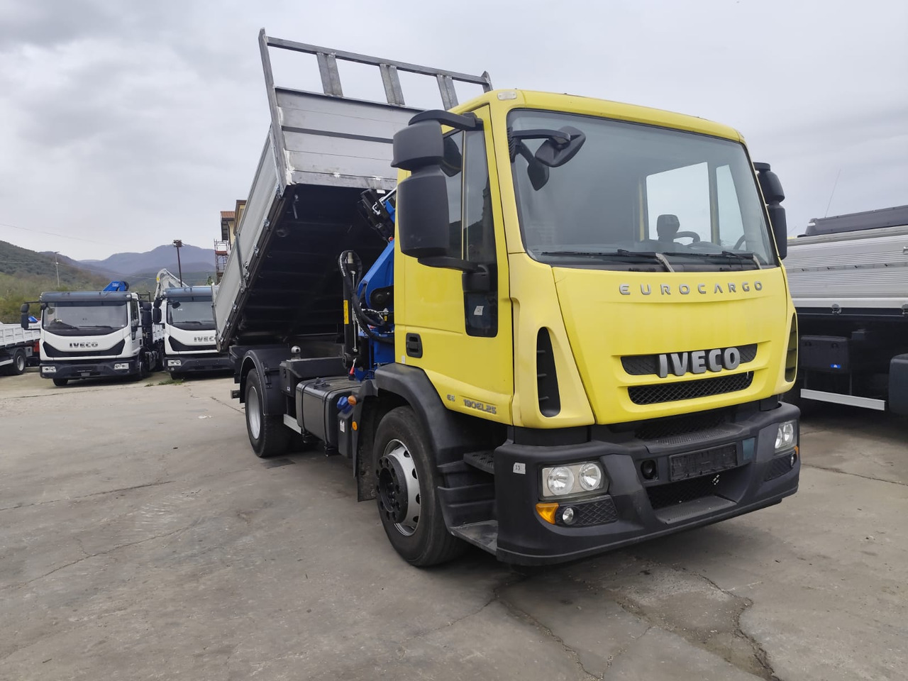 Darus autó IVECO EUROCARGO 190EL25: 27 kép.