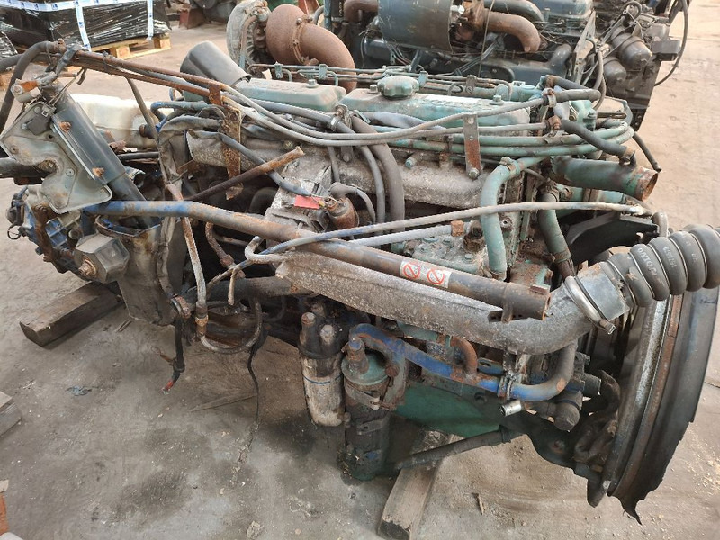 Motor Volvo TD63E: 8 kép.