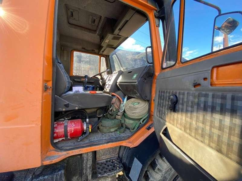 Billenőplatós teherautó Mercedes UNIMOG U 140 MACHINE SUISSE: 32 kép.