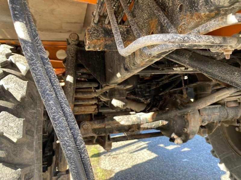 Billenőplatós teherautó Mercedes UNIMOG U 140 MACHINE SUISSE: 7 kép.