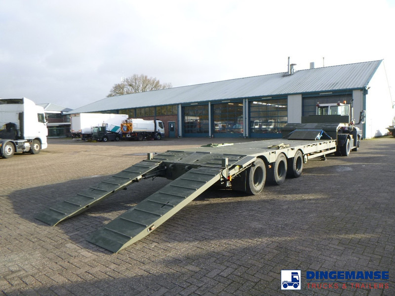 Platós teherautó Broshuis 3-axle semi-lowbed trailer E-2130 / 73 t + ramps: 6 kép.