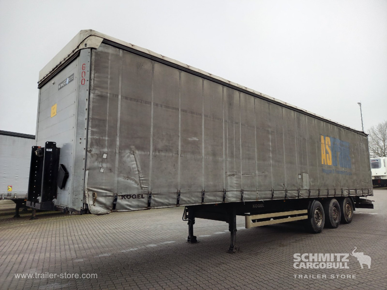 Ponyvás félpótkocsi KOEGEL Auflieger Curtainsider Coil: 8 kép.