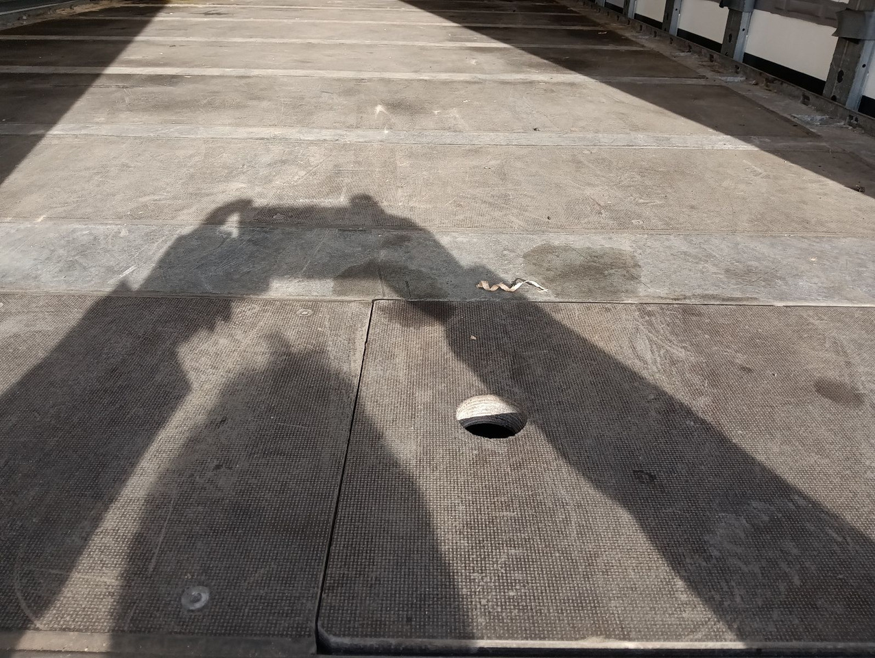 Új Ponyvás felépítmény Wecon 4x Duke WPR715 SG RAPIDO Bodenstaufach verzinkt: 14 kép. Új Ponyvás felépítmény Wecon 4x Duke WPR715 SG RAPIDO Bodenstaufach verzinkt: 14 kép.